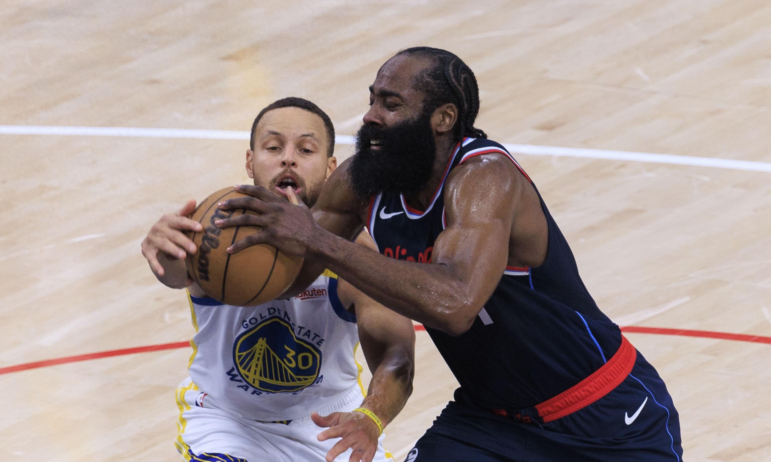 火箭队战胜独行侠哈登